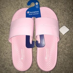 urban outfitters champion slides